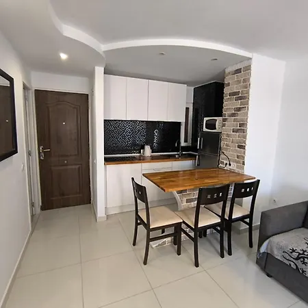 Torres De Yomely Americas Apartment