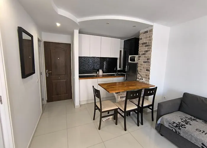 Torres De Yomely Americas Apartment