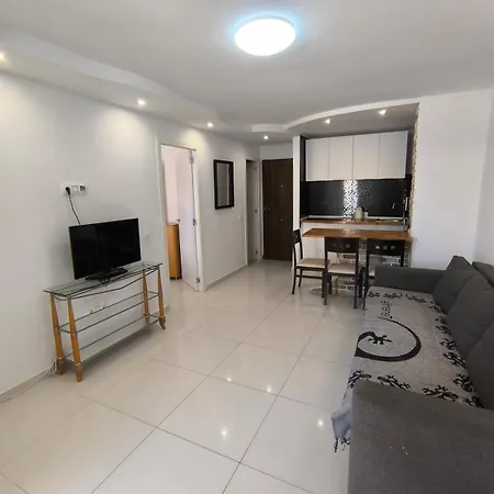 Torres De Yomely Américas * Playa de las Americas (Tenerife)