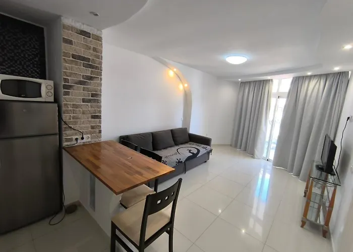 Torres De Yomely Américas * Playa de las Americas (Tenerife)